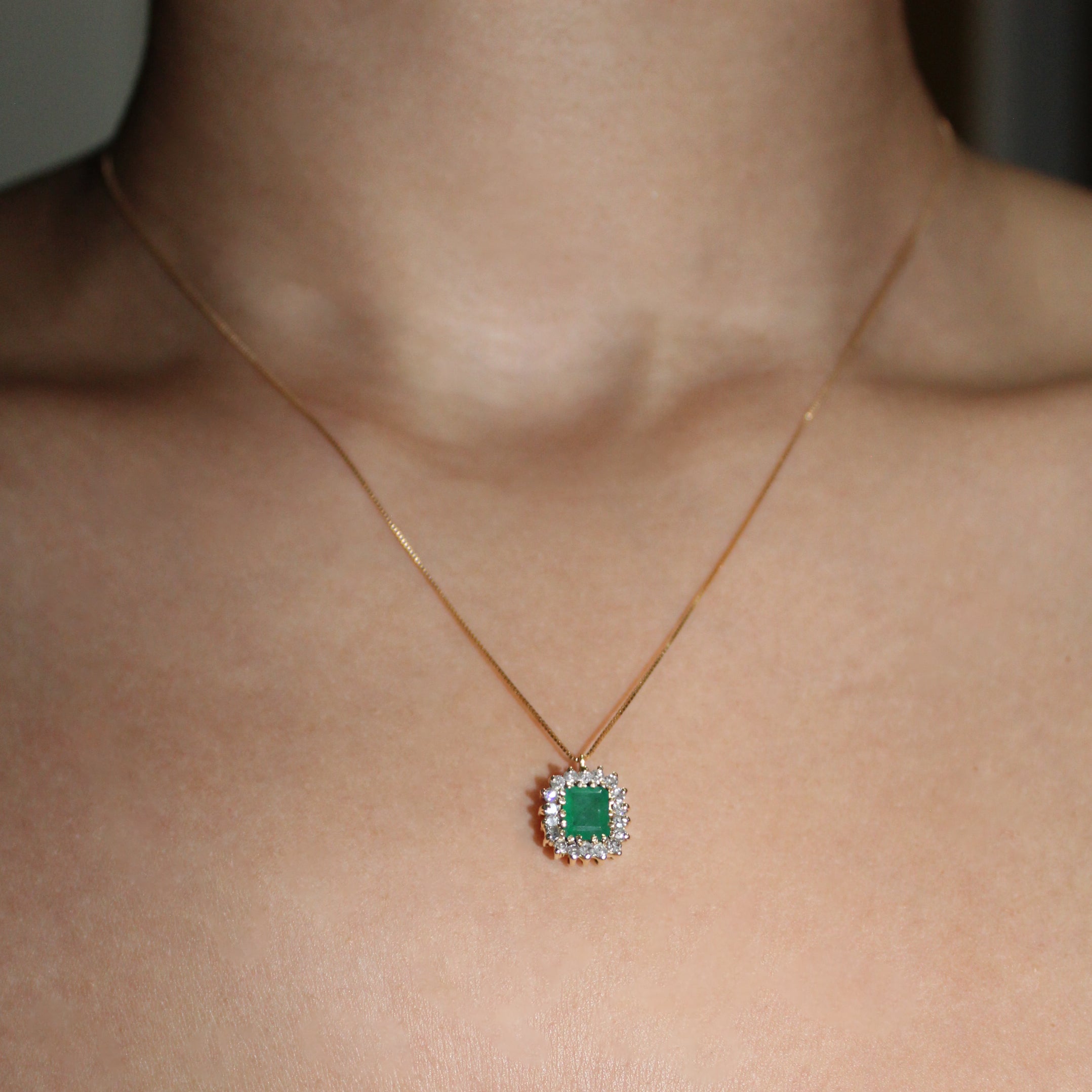 Pingente ouro 18k com Esmeralda quadrada & diamantes