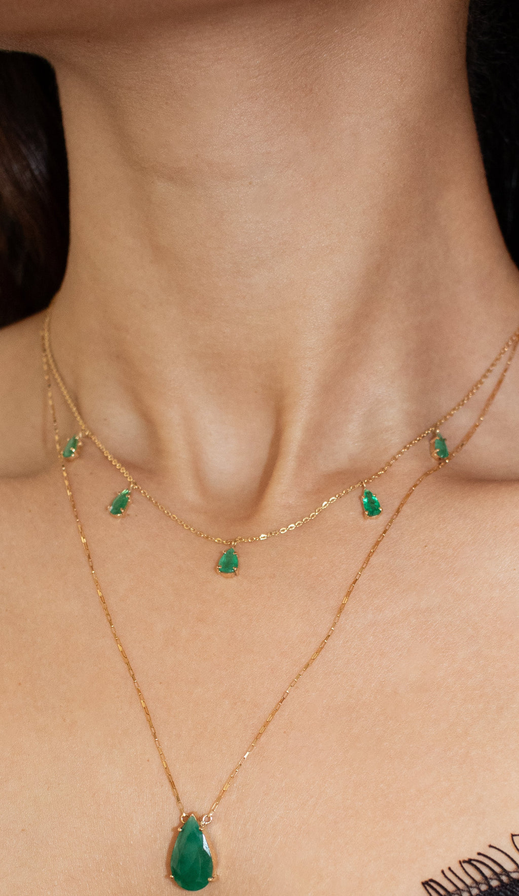 Colar ouro 18k com esmeraldas gotas