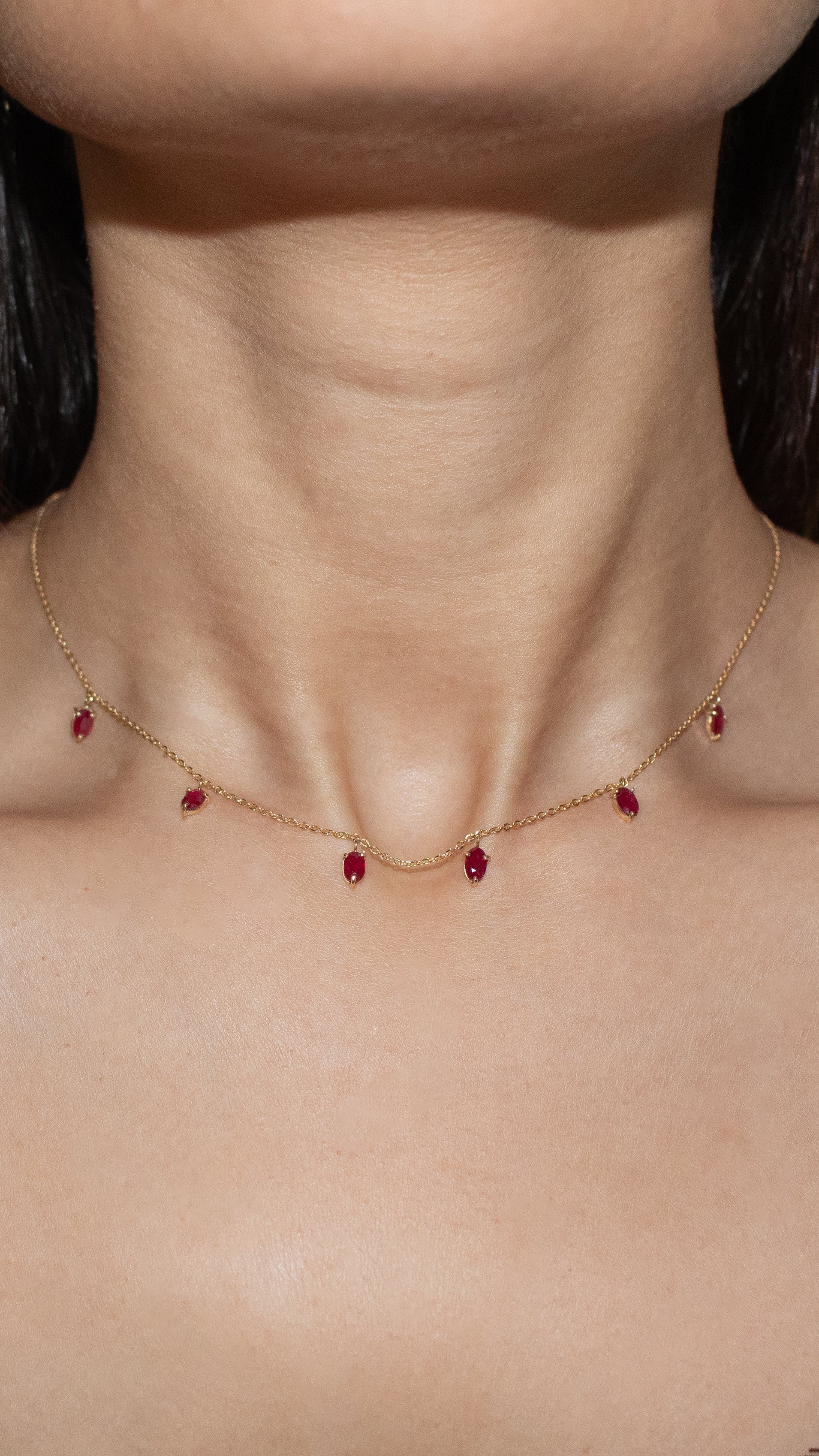 Colar ouro 18k com rubis ovais