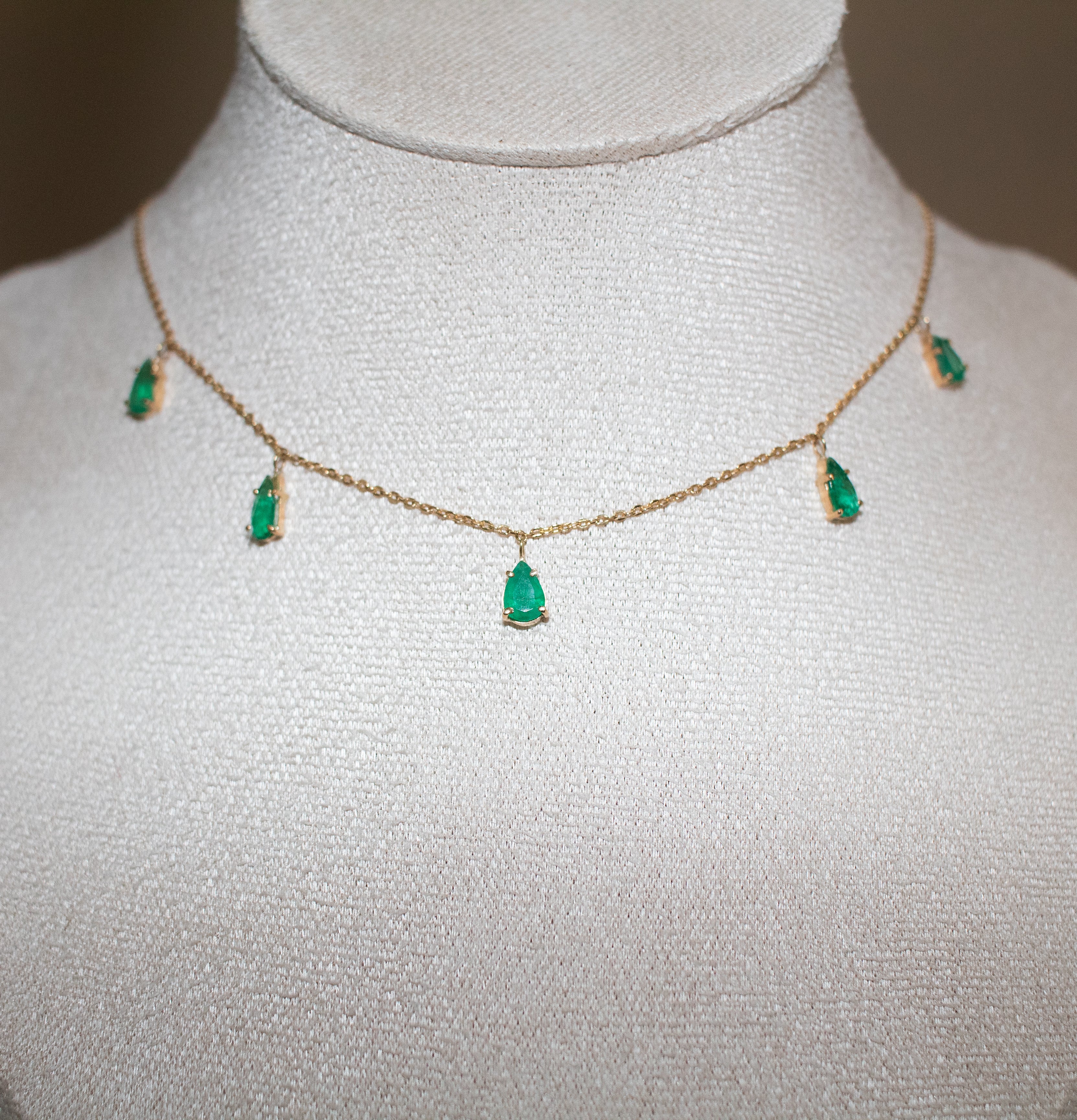 Colar ouro 18k com esmeraldas gotas