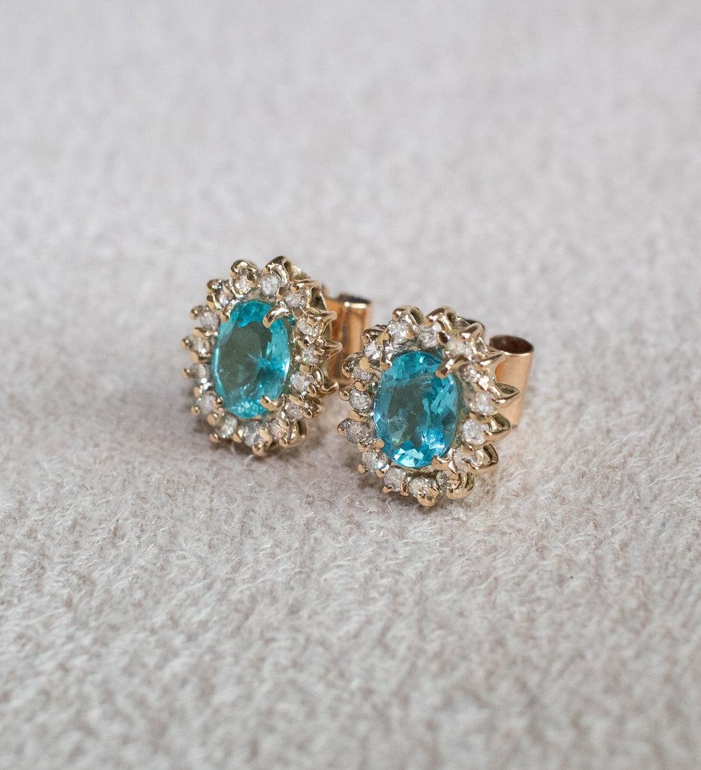 Brinco ouro 18k com Apatita e diamantes