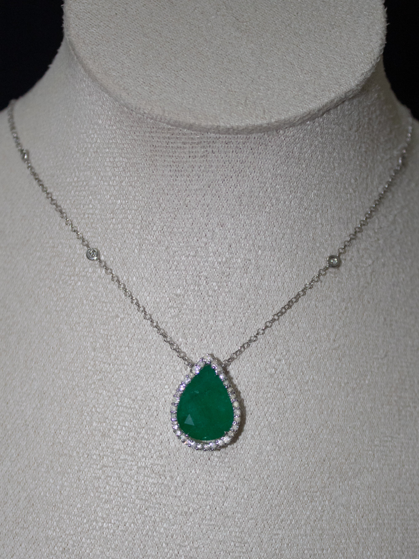 Colar ouro 18k com Esmeralda Gota grande