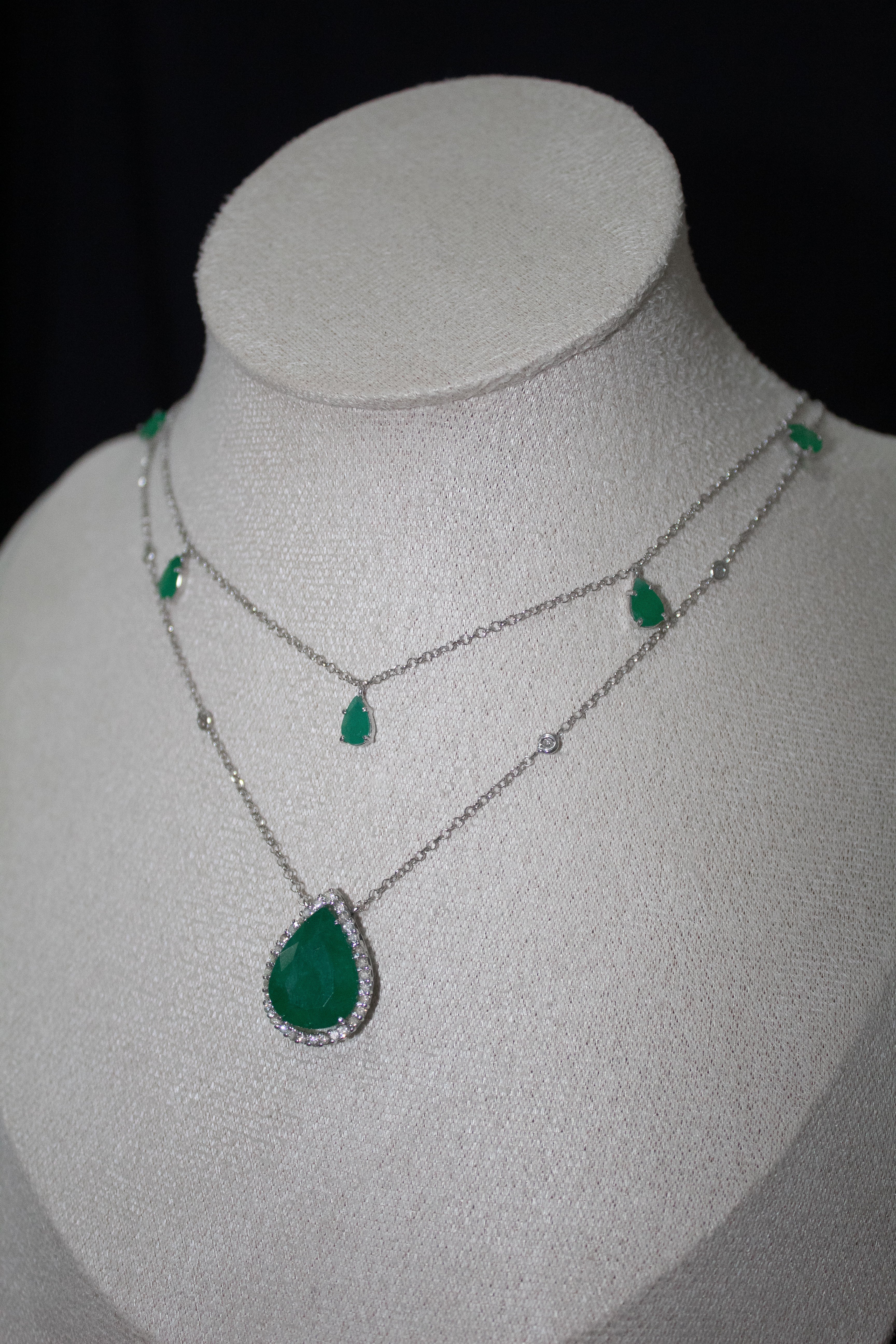 Colar ouro 18k com Esmeraldas naturais