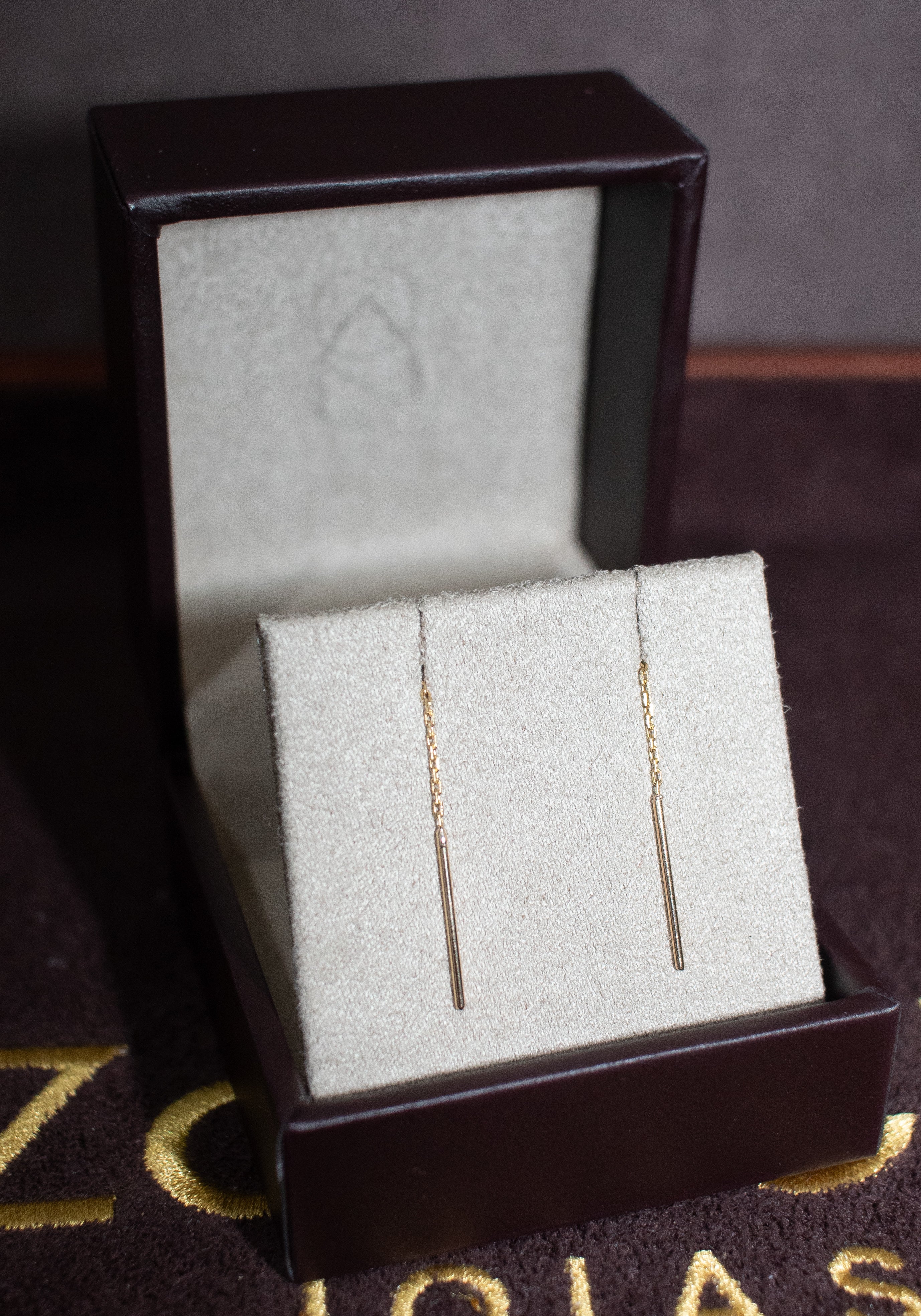Brinco corrente ouro 18k